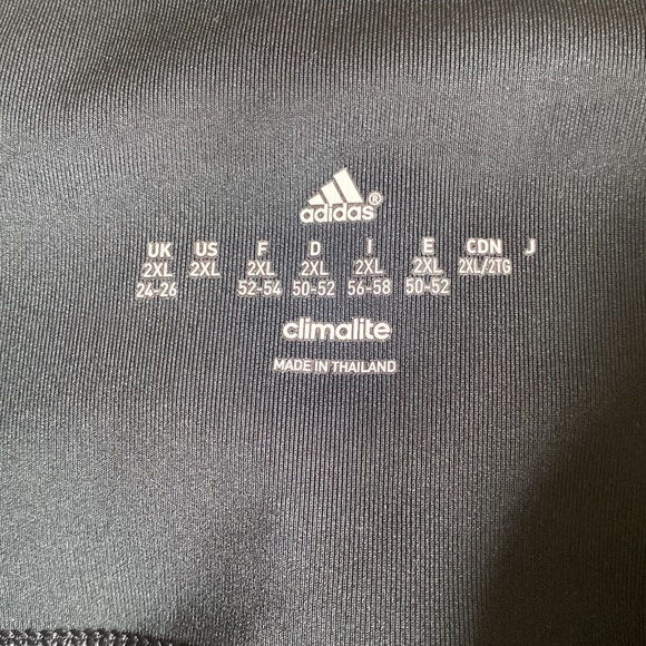 Women’s adidas black capris NEW! 2XL - Picture 5 of 6